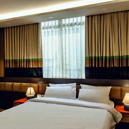 Minla Hotel Bangalore Eksteriør bilde