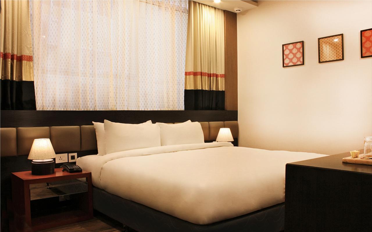 Minla Hotel Bangalore Eksteriør bilde