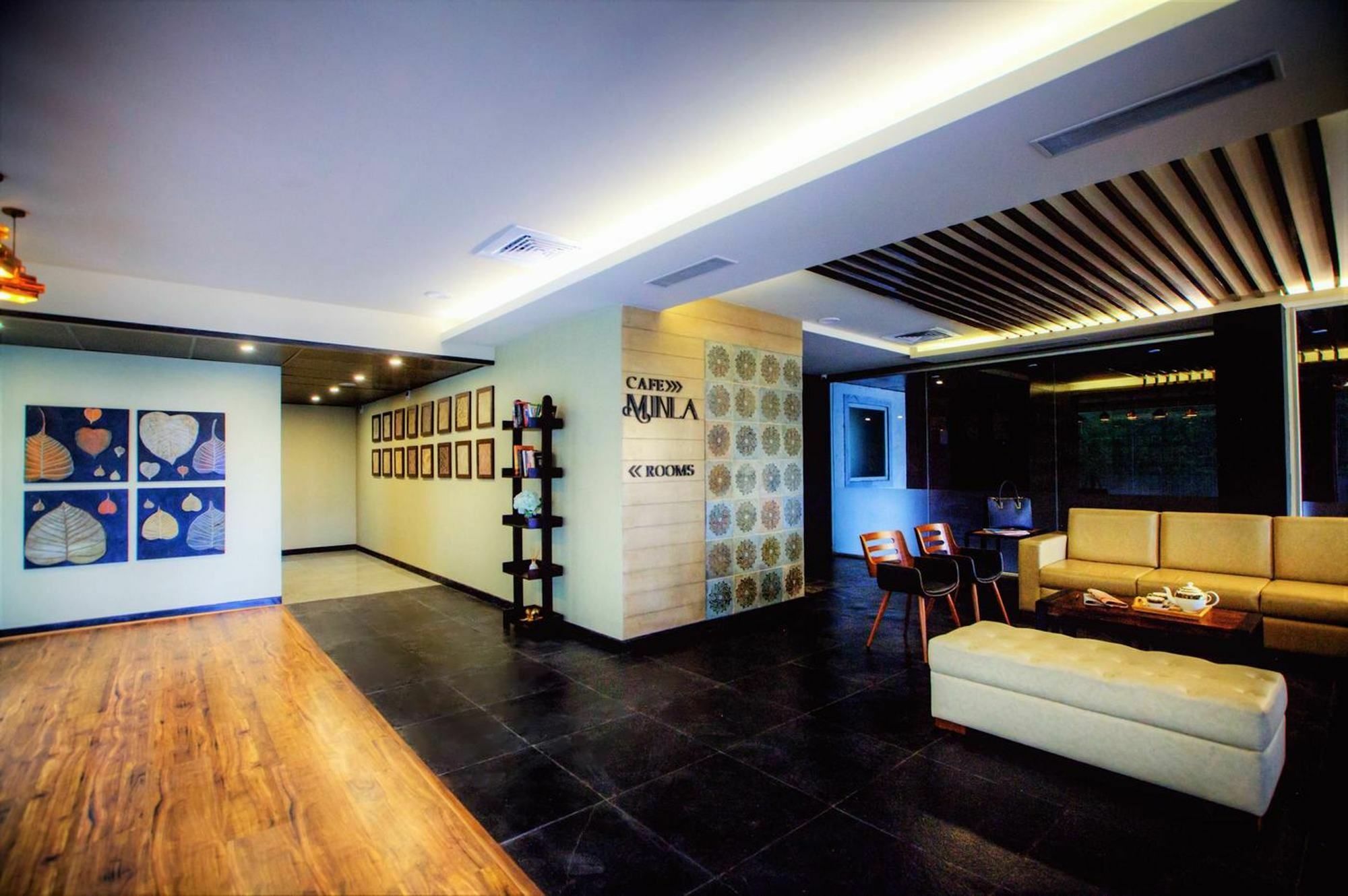 Minla Hotel Bangalore Eksteriør bilde
