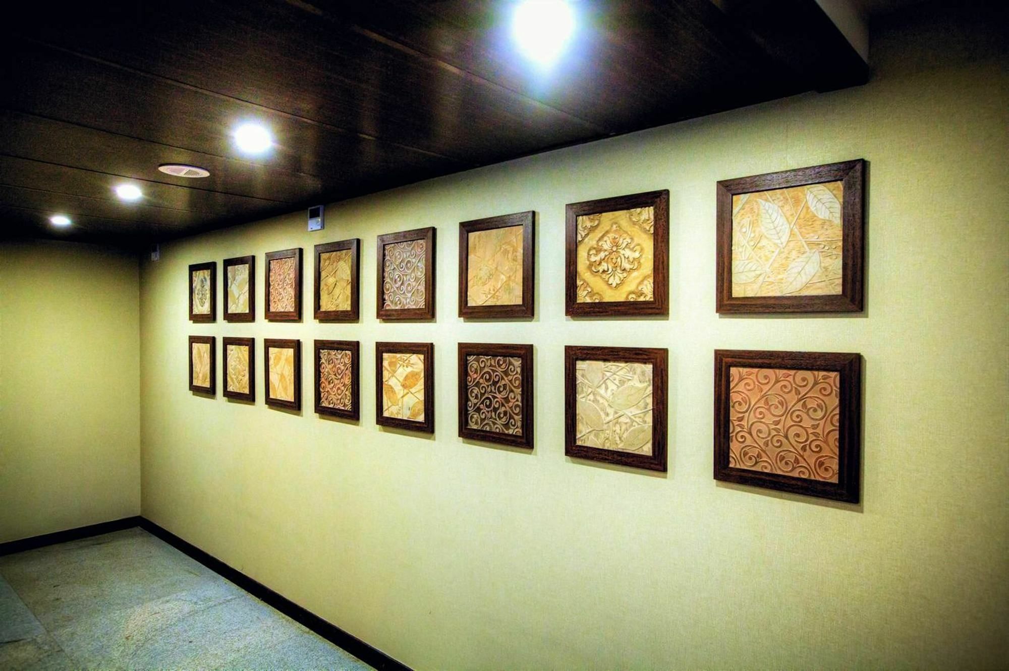 Minla Hotel Bangalore Eksteriør bilde